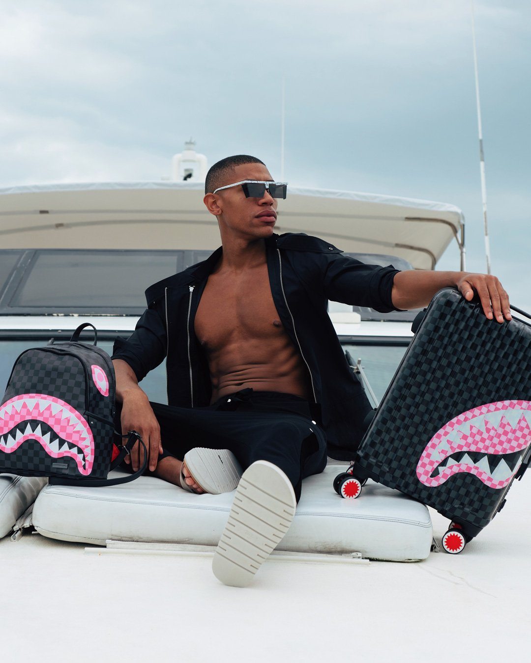 SHARKS IN CANDY CARRY-ON LUGGAGE