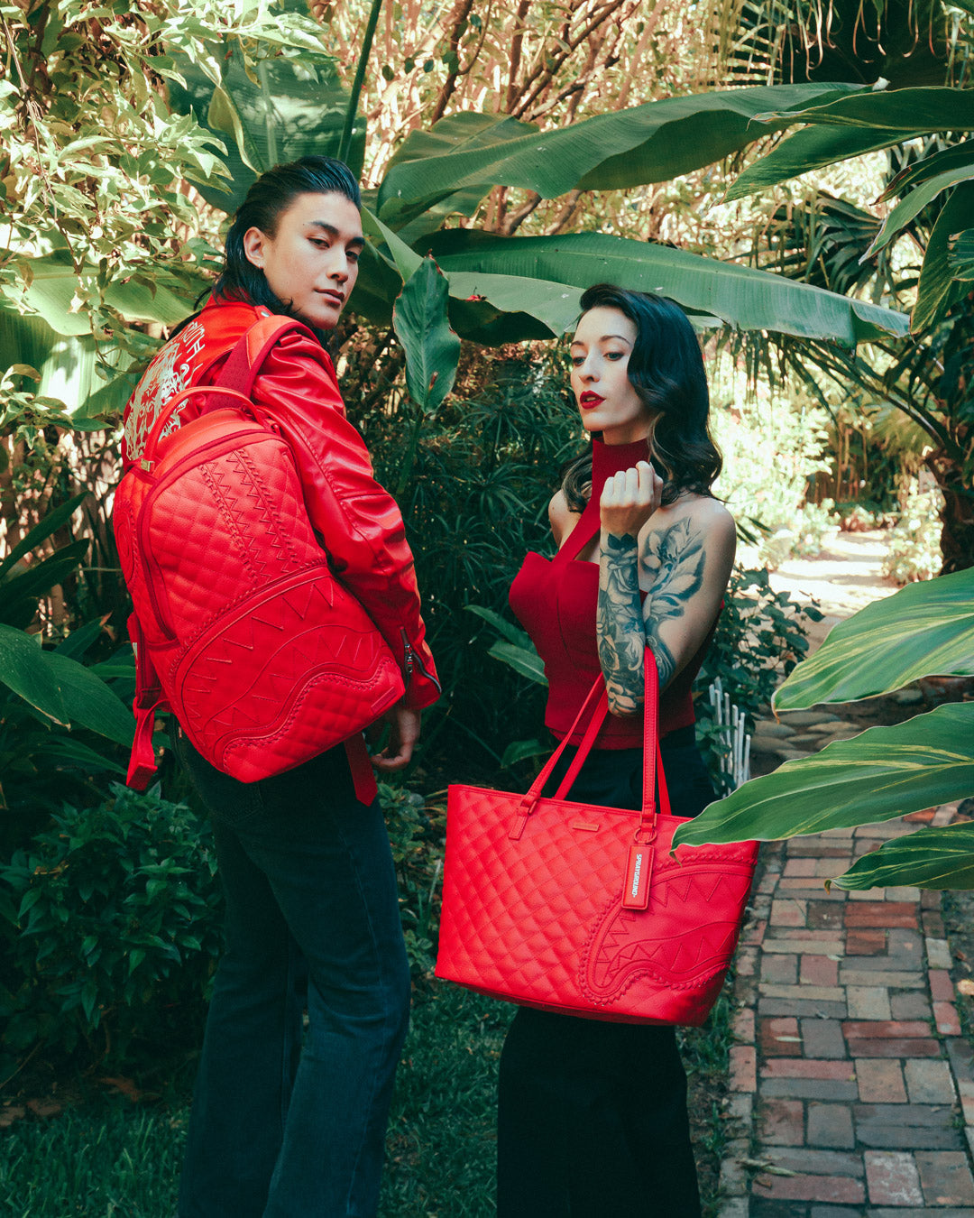 RED RIVIERA TOTE